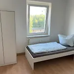Monteurzimmer Und Bei Leuna, Halle, Leipzig 아파트 Braunsbedra