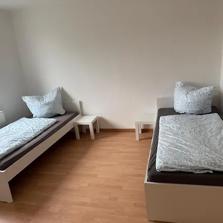Monteurzimmer Und Bei Leuna, Halle, Leipzig Апартаменты