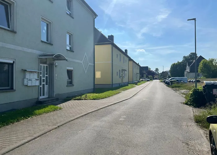 Monteurzimmer Und Bei Leuna, Halle, Leipzig Апартаменты *